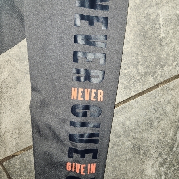 ALL In Motion Long Sleeve Gray Shirt SizeNever Give Up Size 12/14 Large - Picture 4 of 4